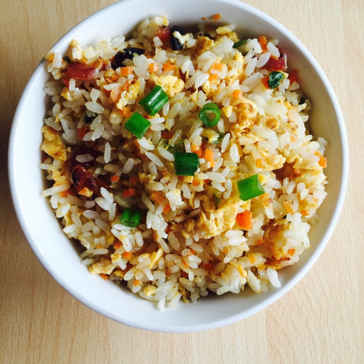 香葱腊肠炒饭