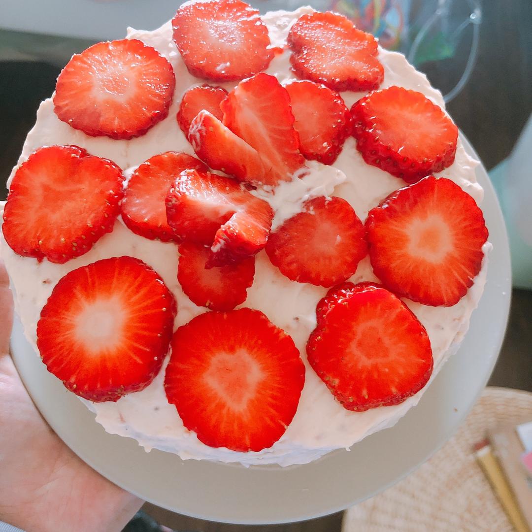 《Tinrry+》草莓奶油蛋糕（8寸配方）