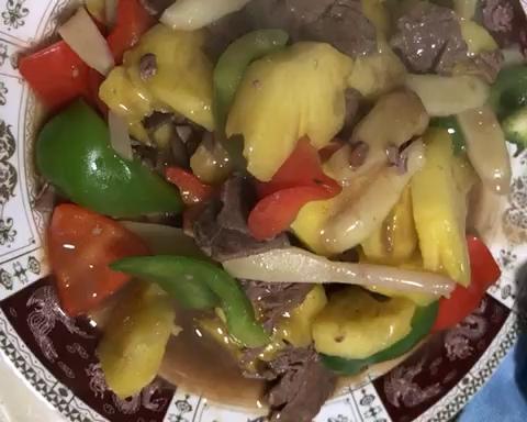 家常粤菜～子萝牛肉