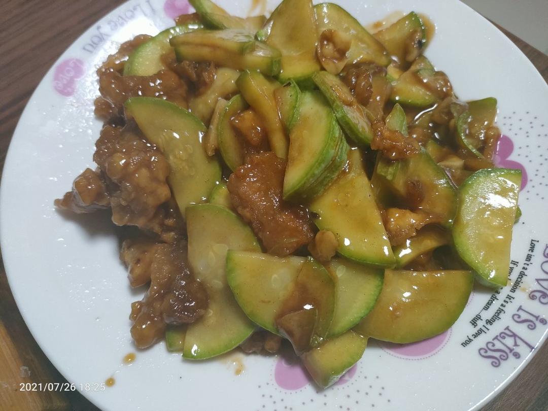 清炒西葫芦