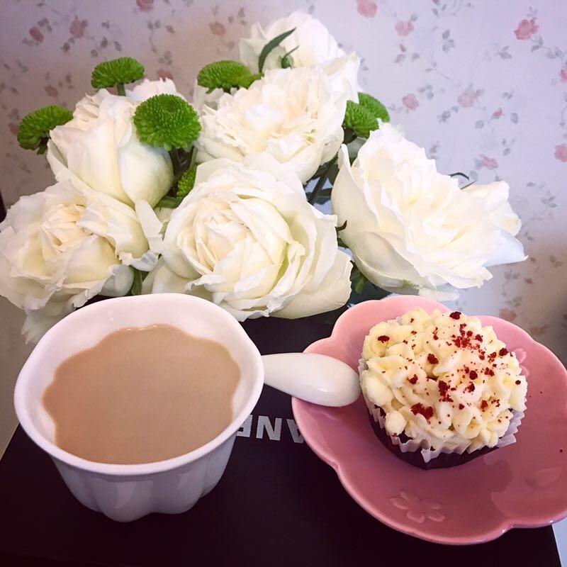 传统红丝绒杯子蛋糕（极软无泡打粉）Red velvet cupcake