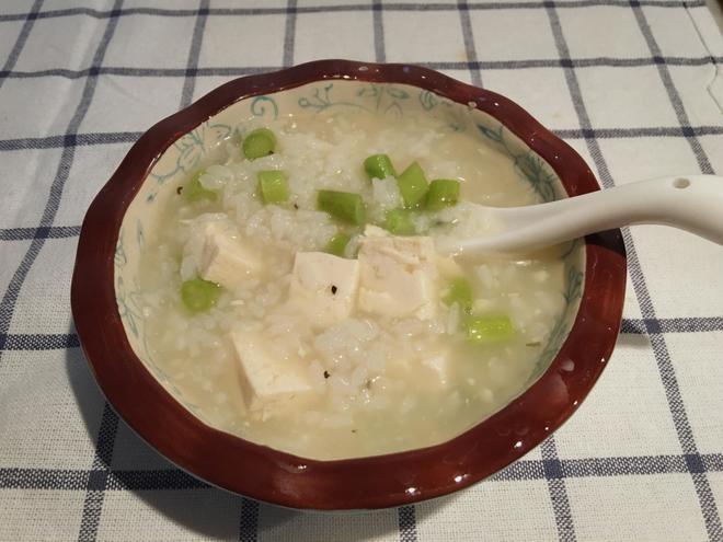 豆腐蔬菜粥的做法