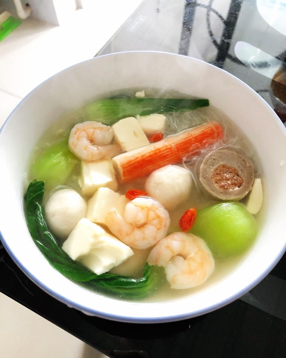 海鲜豆腐汤