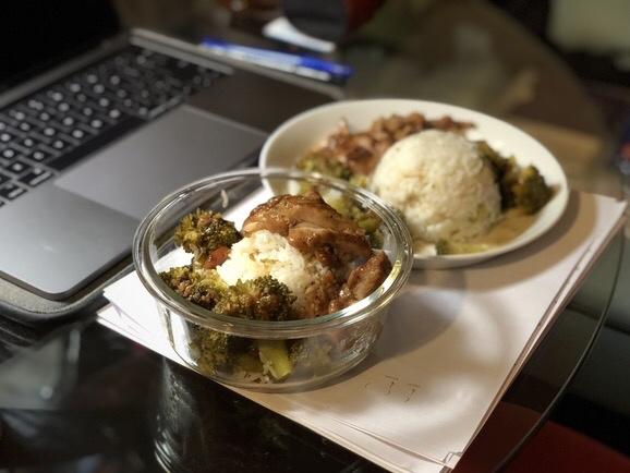 【黑椒鸡腿饭】