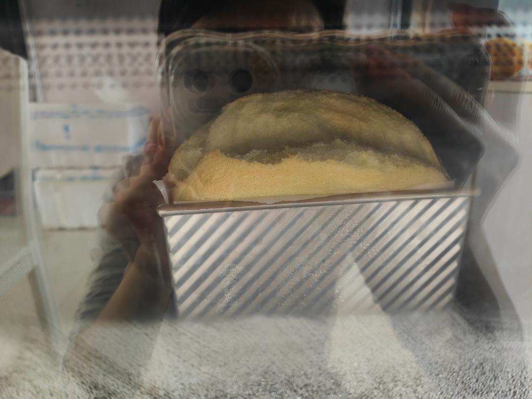 堪比柯基屁股
爆浆芝士🧀古早蛋糕