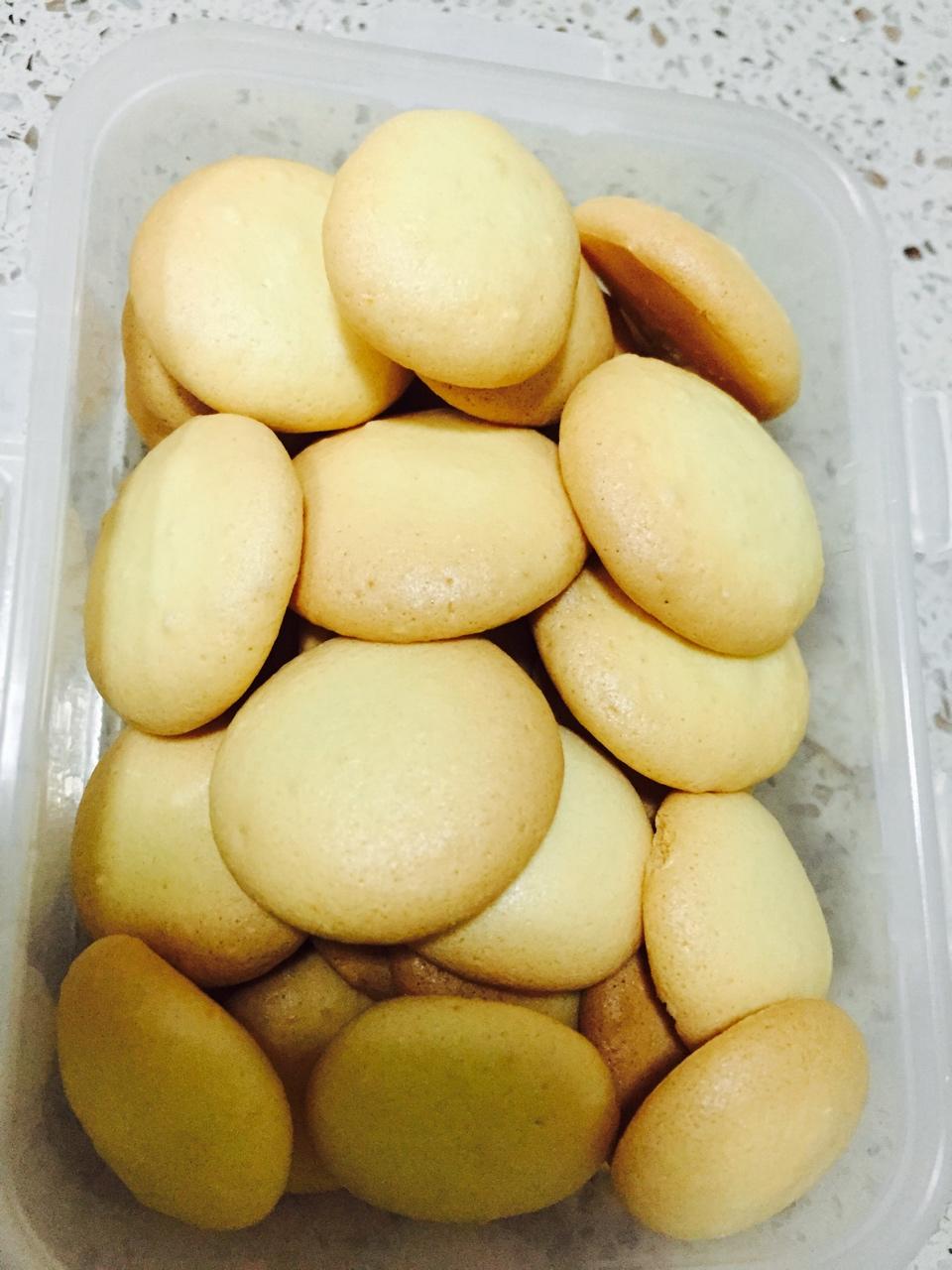 钱钱的妈妈做的鸡蛋小饼干