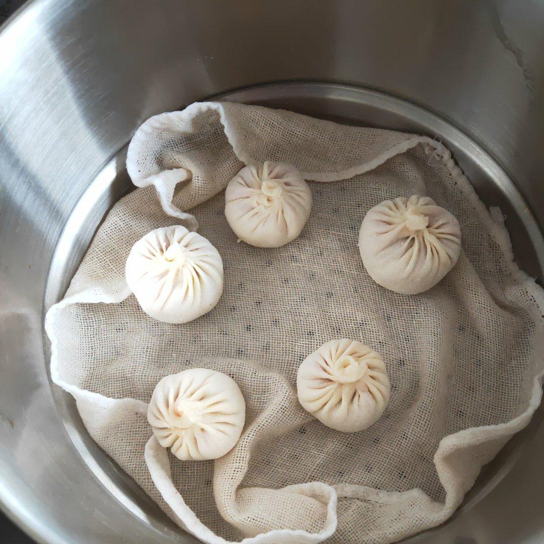 轻松自制小笼包