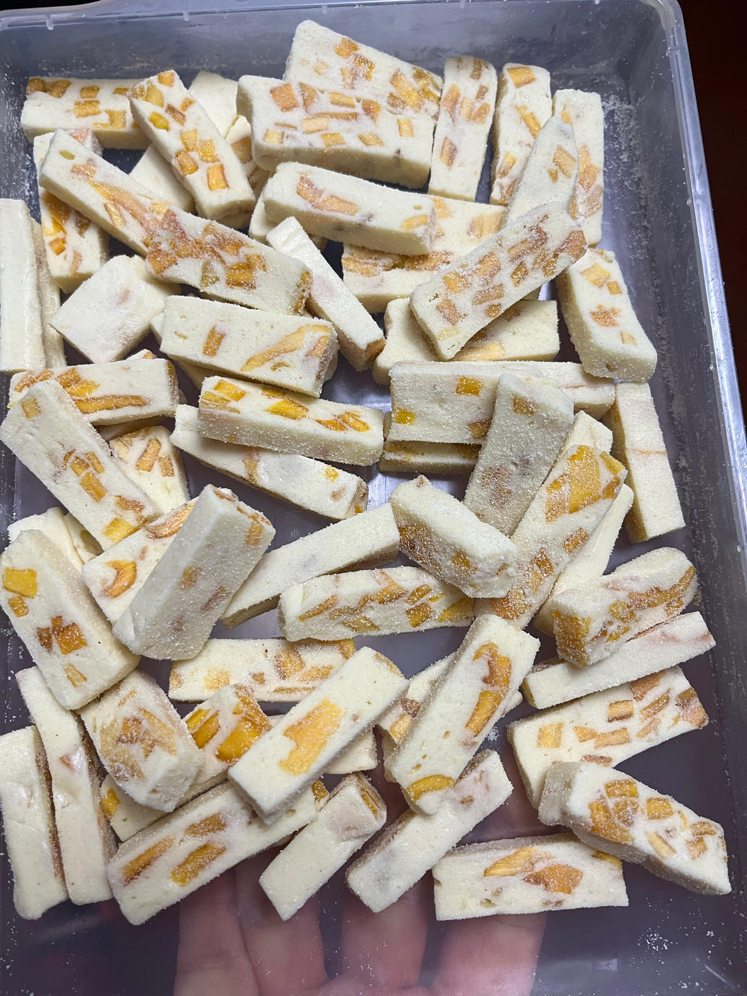 网红小零食🔥芒果/草莓奶糕，软糯香甜，和牛轧糖不一样的口感