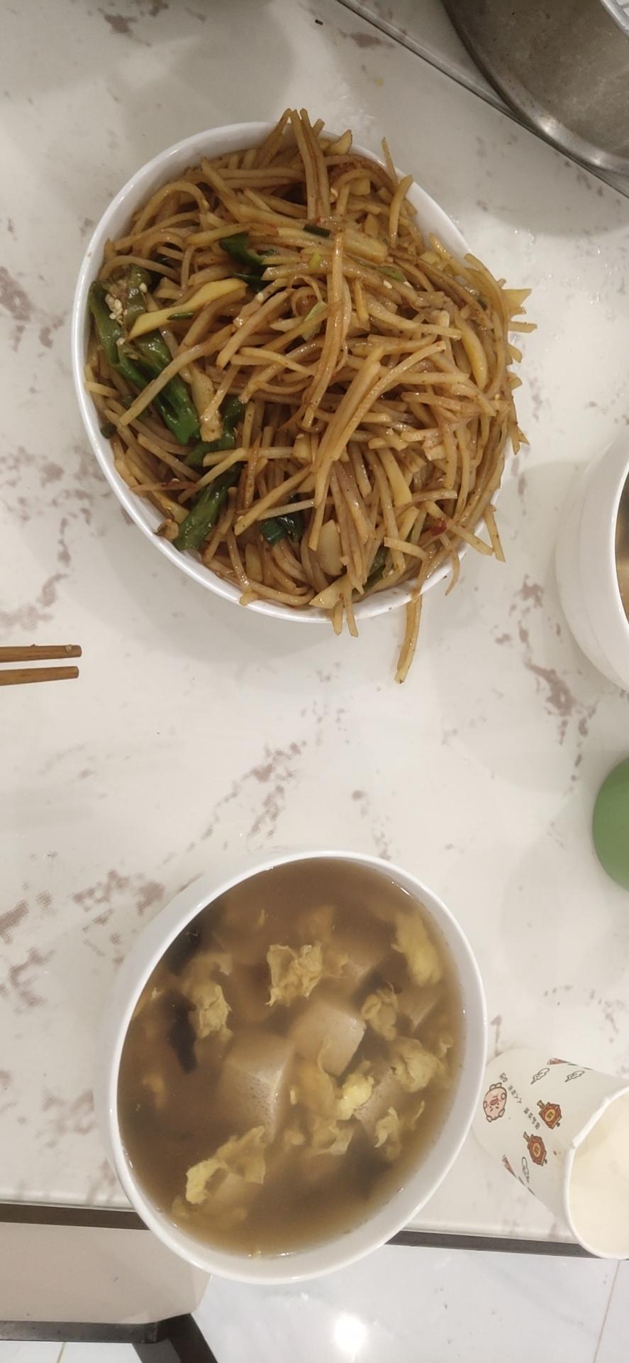 五分钟搞定‼酸爽开胃的凉拌酸辣土豆丝