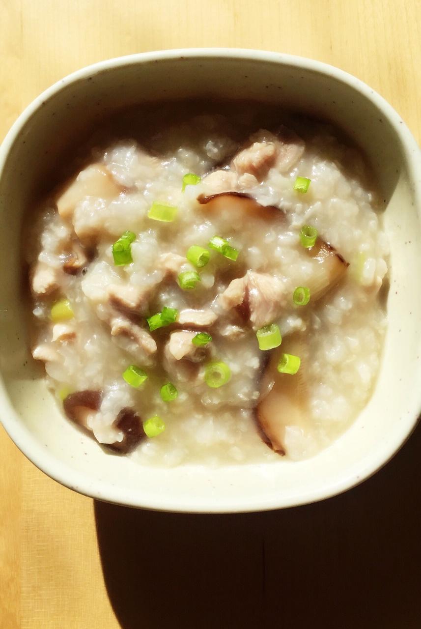 香菇鸡肉粥