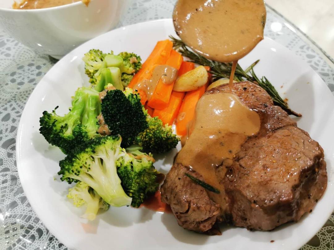 澳洲眼肉牛排                                              西式饭店做法