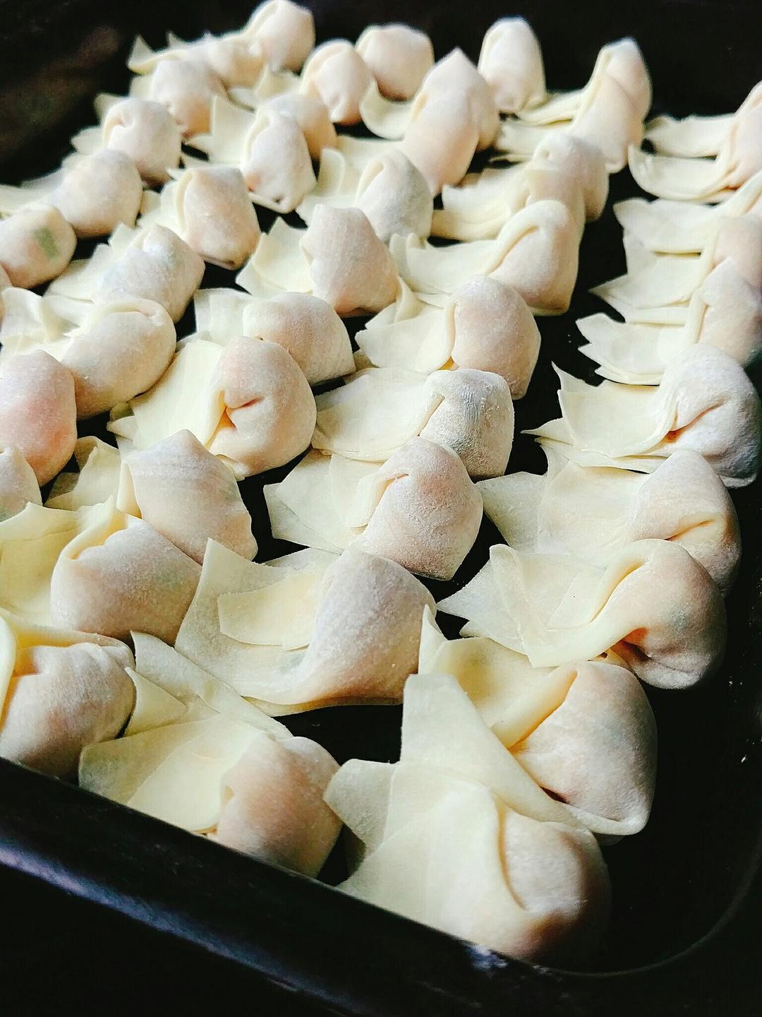 蟹肉绉纱小馄饨