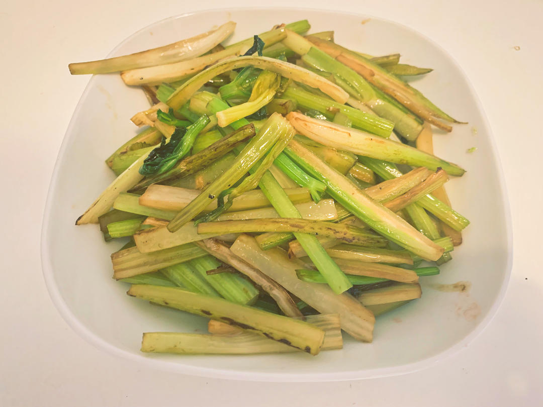 素炒芹菜