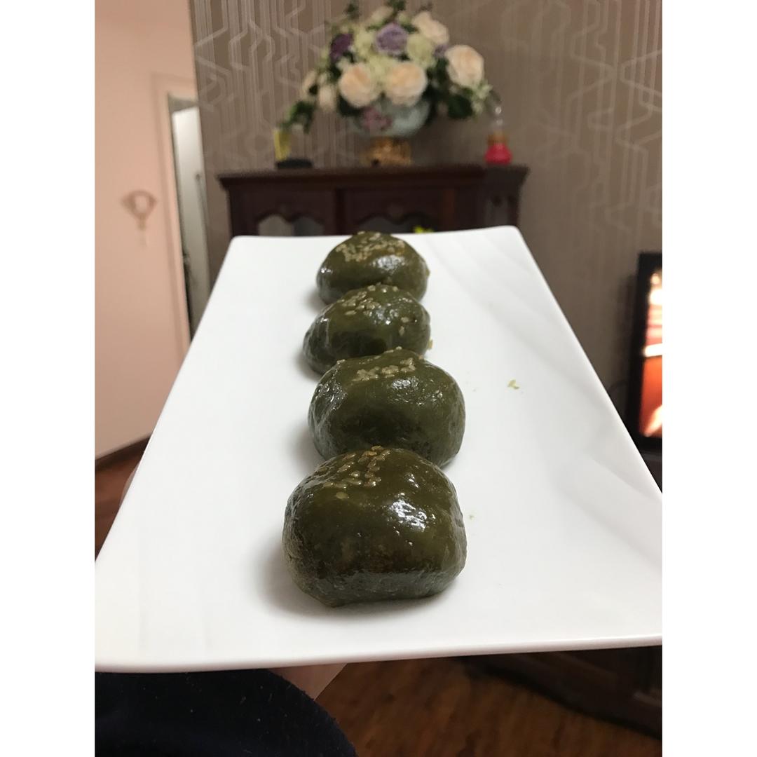 做一枚安静的网红青团