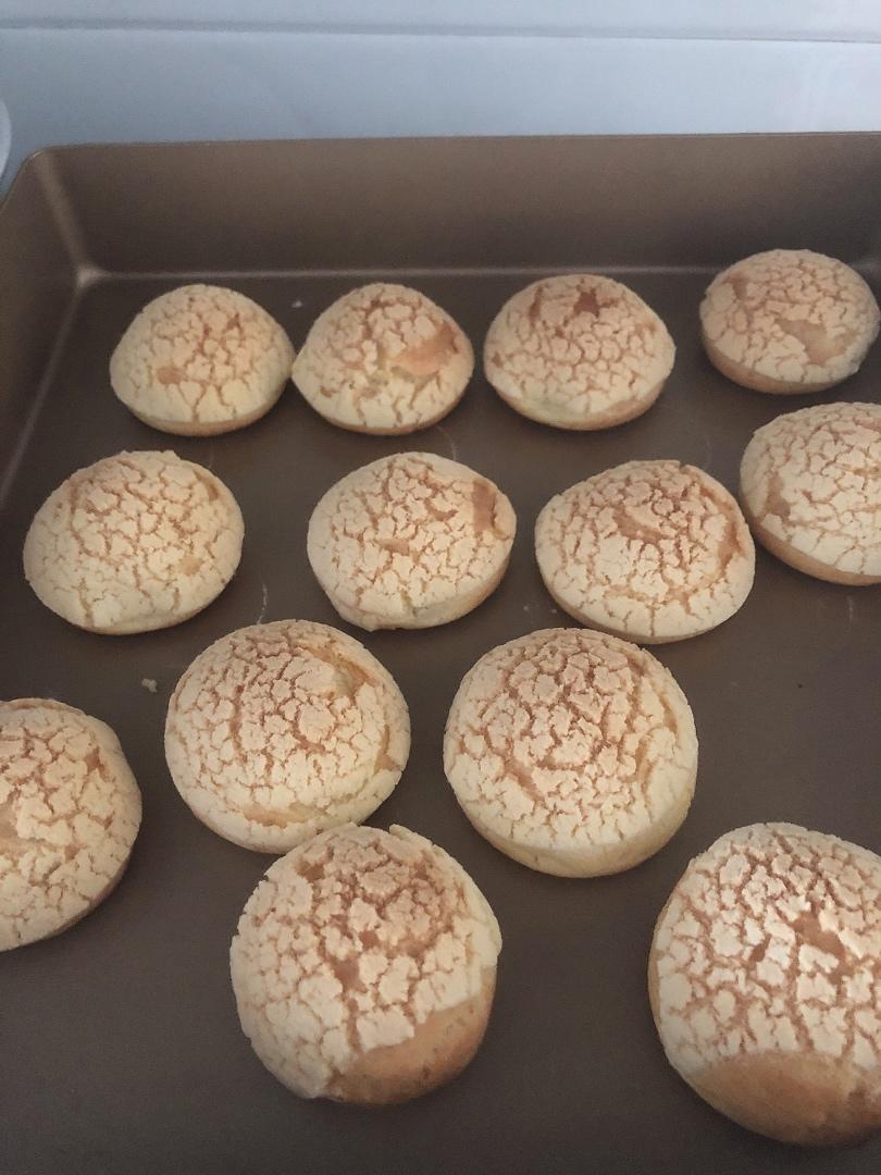 一口就爆浆的卡士达酥皮泡芙
