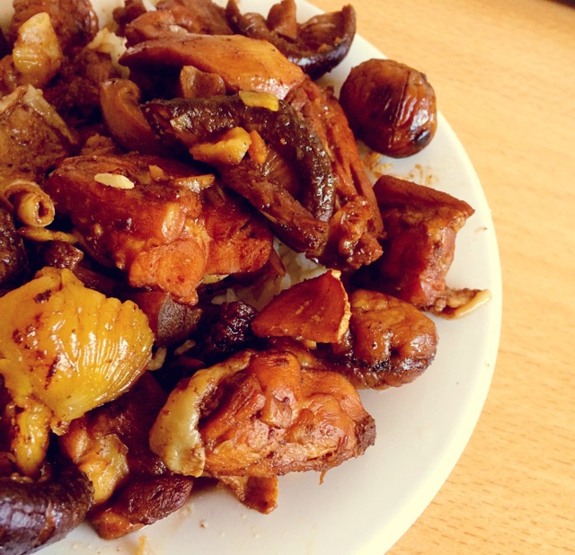 花菇栗子焖鸡翅