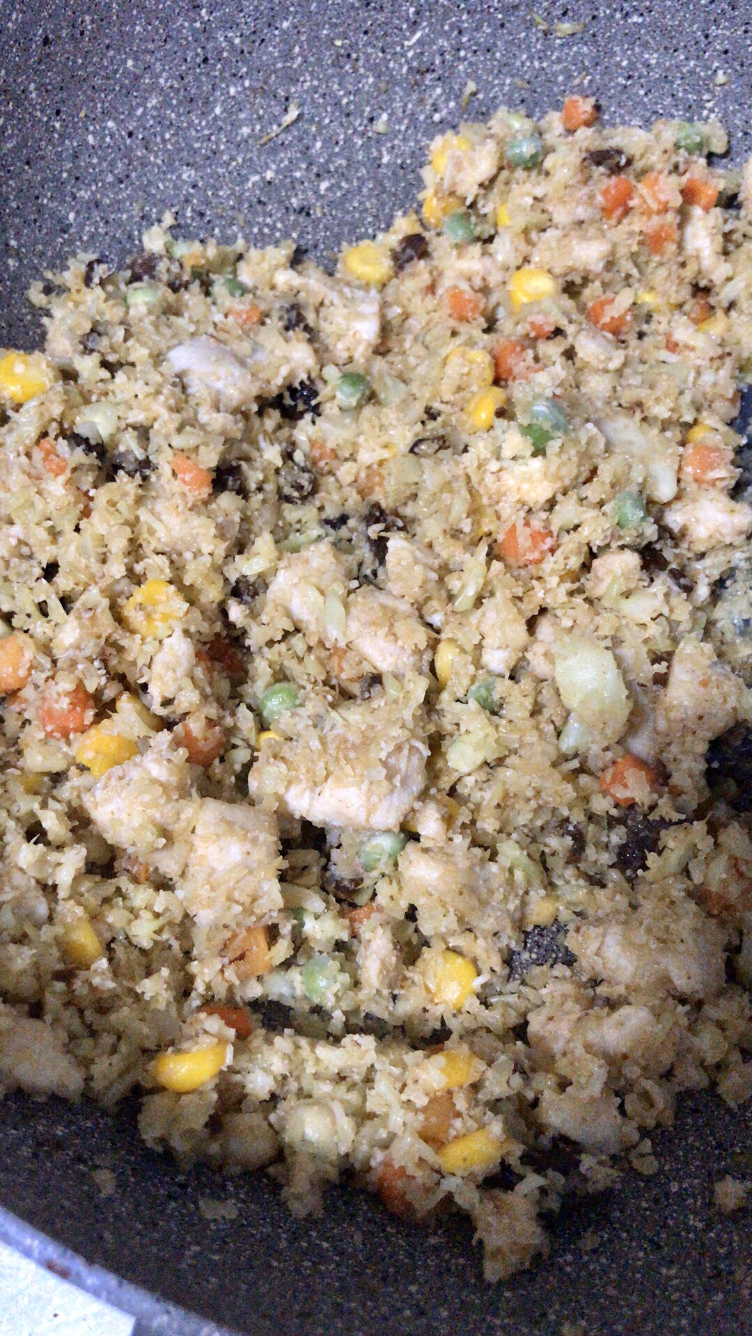 “假装炒米饭”：鸡胸杂蔬 菜花米的做法 步骤5
