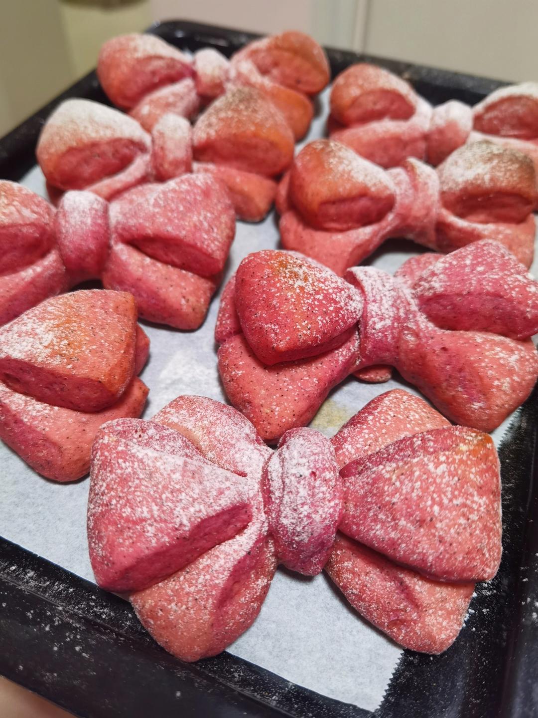 火龙果蝴蝶结面包（一次发酵）