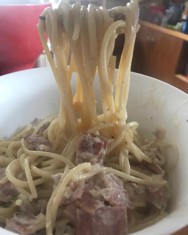 超简单的奶汁培根意面Carbonara