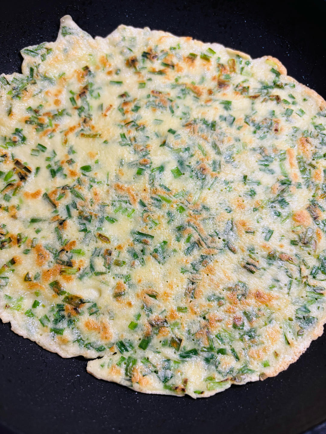 鸡蛋牛奶韭菜摊煎饼