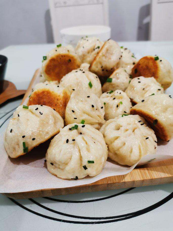 浅夏2011做的生煎包