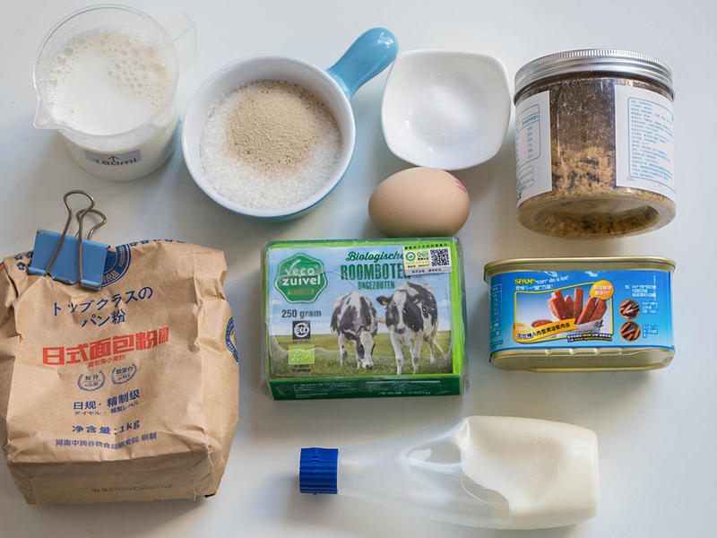 纯奶手撕吐司的做法 步骤1