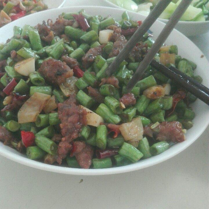 肉沫豆角下饭菜