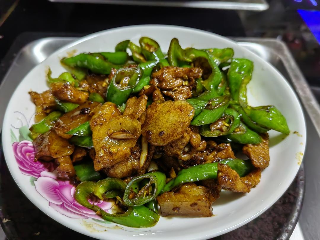 超下饭的辣椒炒肉
