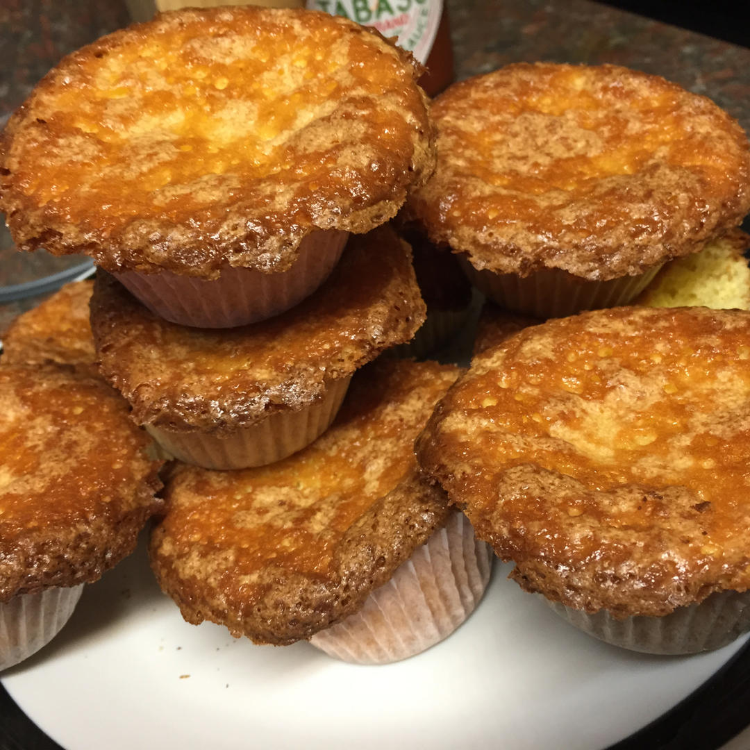 原味海绵纸杯蛋糕（非常适合裱花、盖糖皮的cupcake方子）