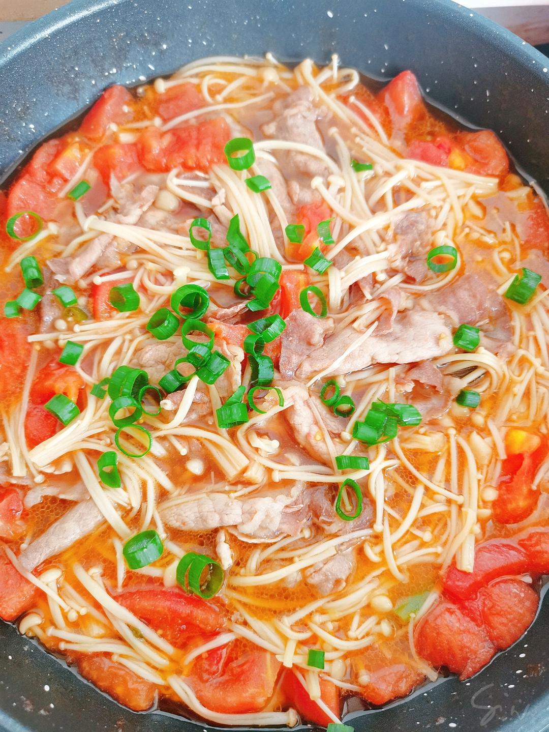 无敌下饭的番茄金针菇肥牛‼️做法简单0失败