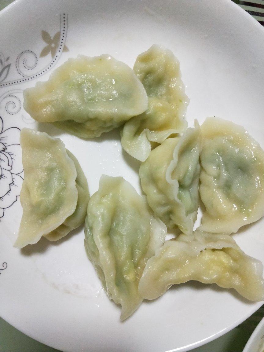 西葫芦鸡蛋馅饺子