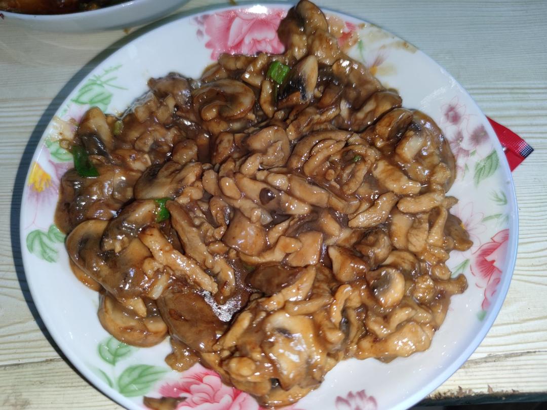 家常菜 口蘑炒肉