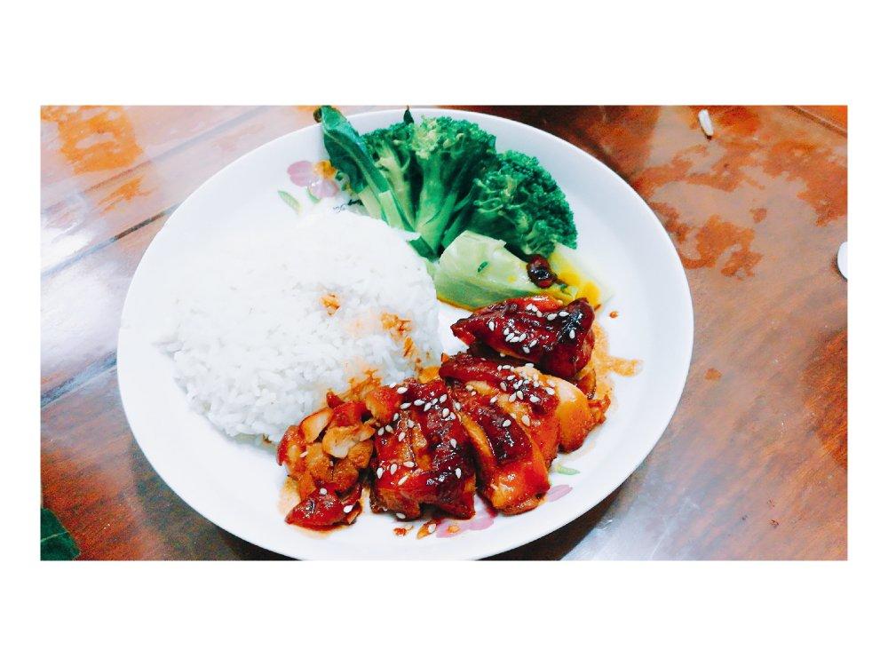 照烧鸡腿饭