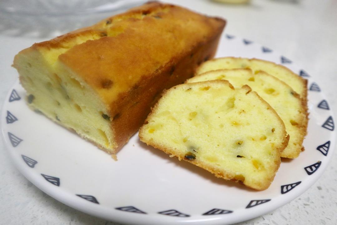轻盈百香果磅蛋糕