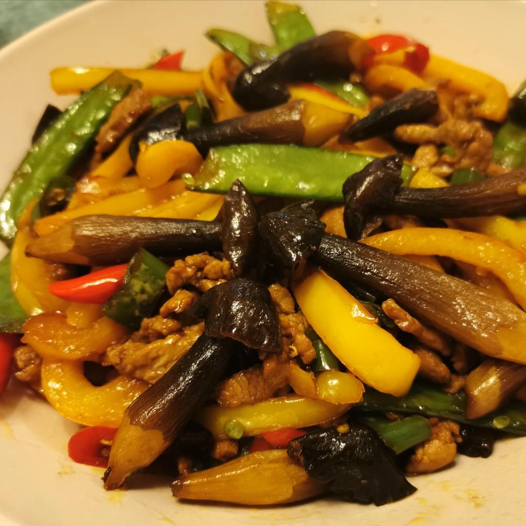 鸡枞菌炒肉丝（饭店厨师推荐的做法~）