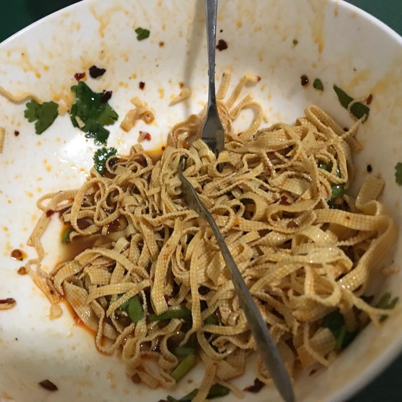 凉拌豆腐皮