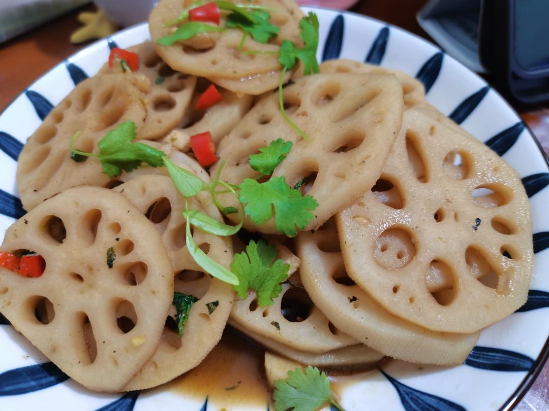 全家都爱吃的清炒藕片😋