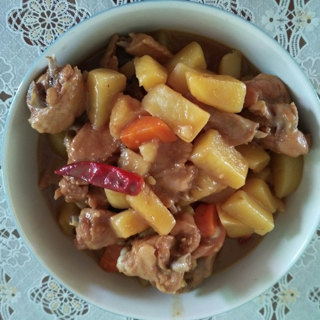 红烧土豆炖鸡腿