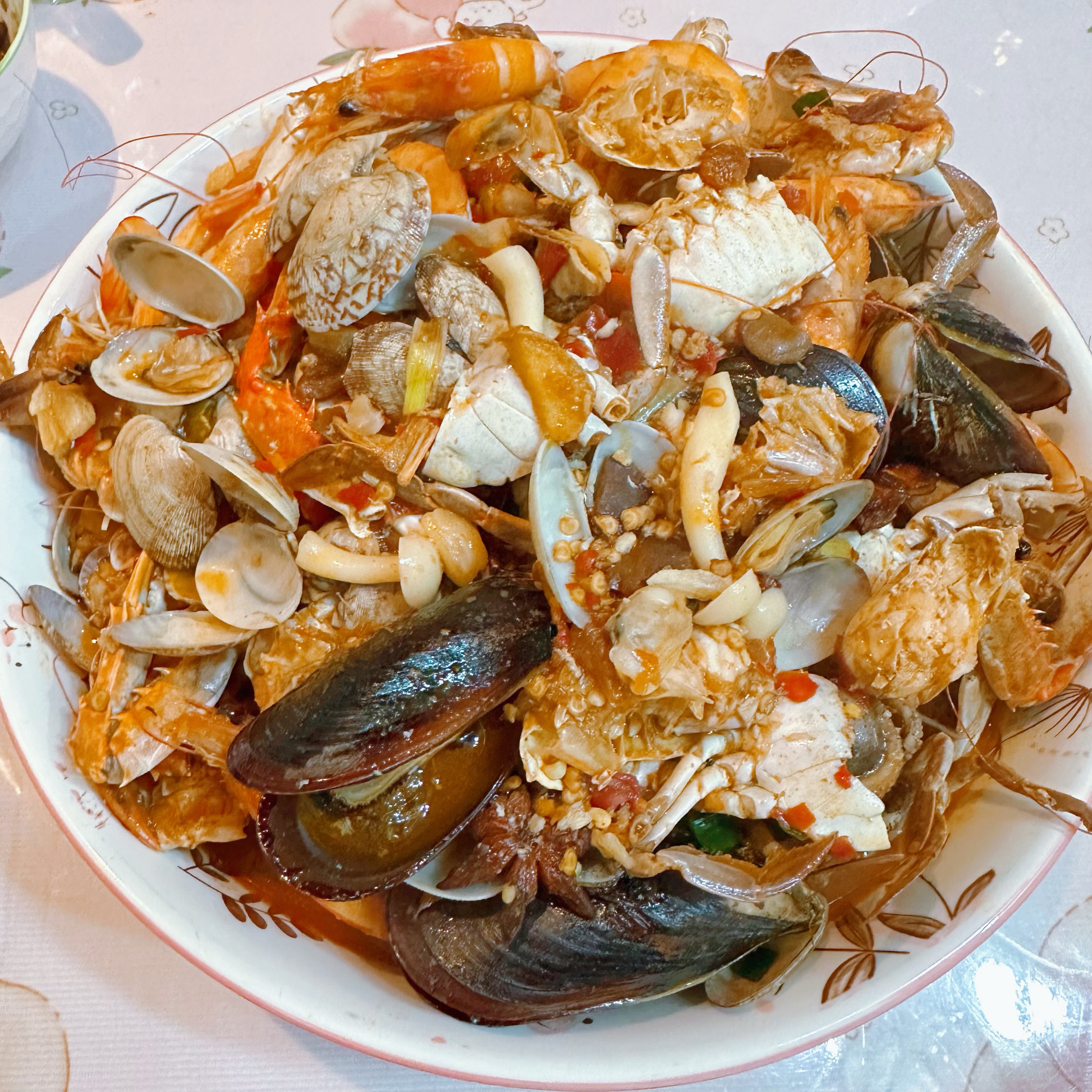 “七欣天”海鲜（梭子蟹、鲍鱼、基围虾、鱿鱼）