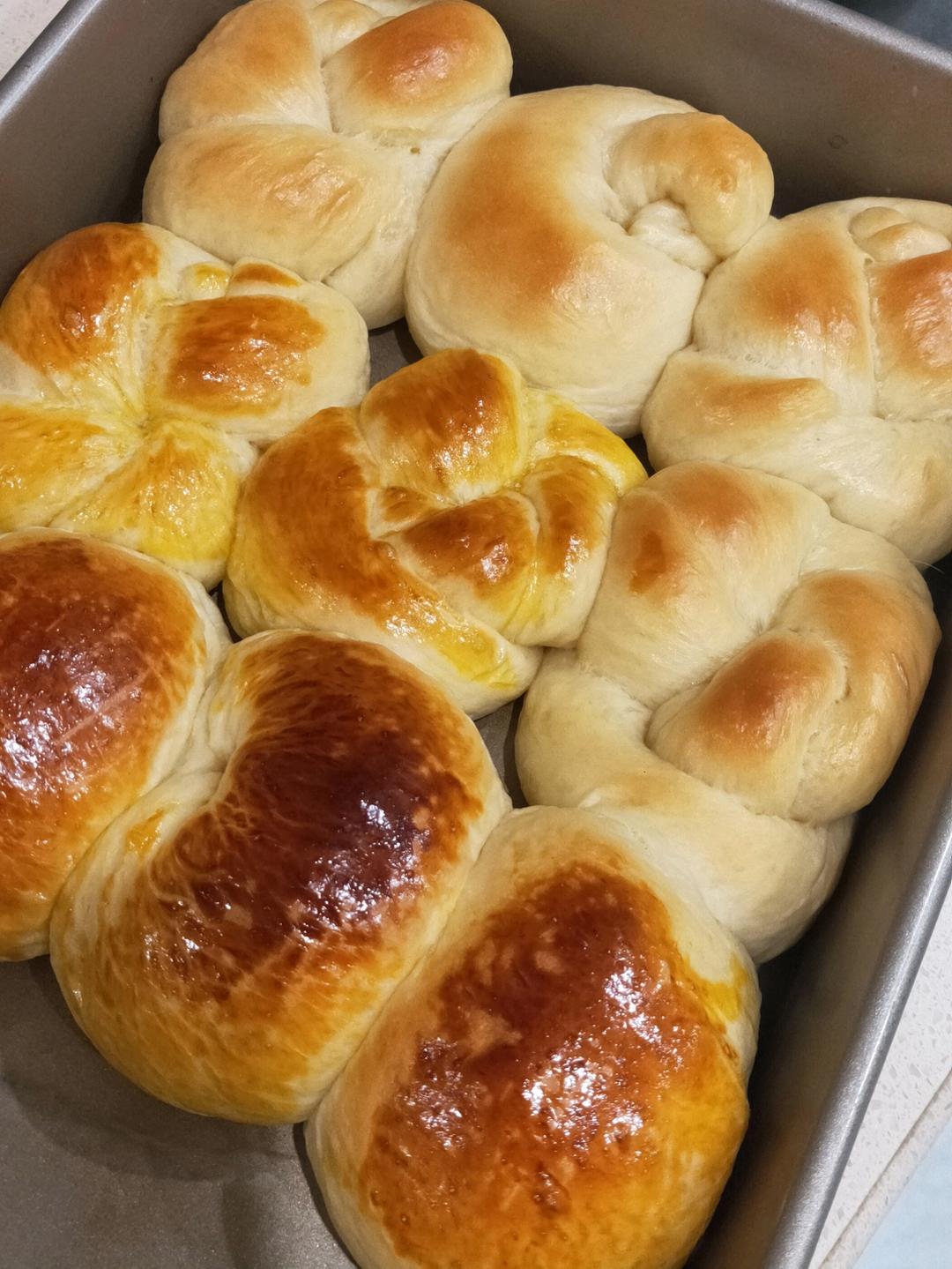 松软拉丝越嚼越香的鲜奶老面包