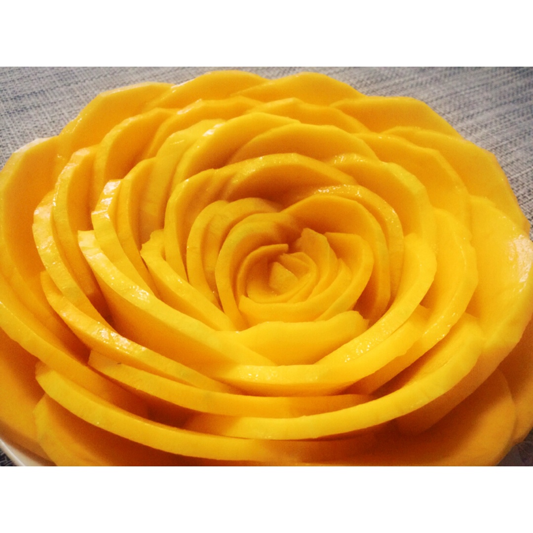 派大瑆做的芒果玫瑰花