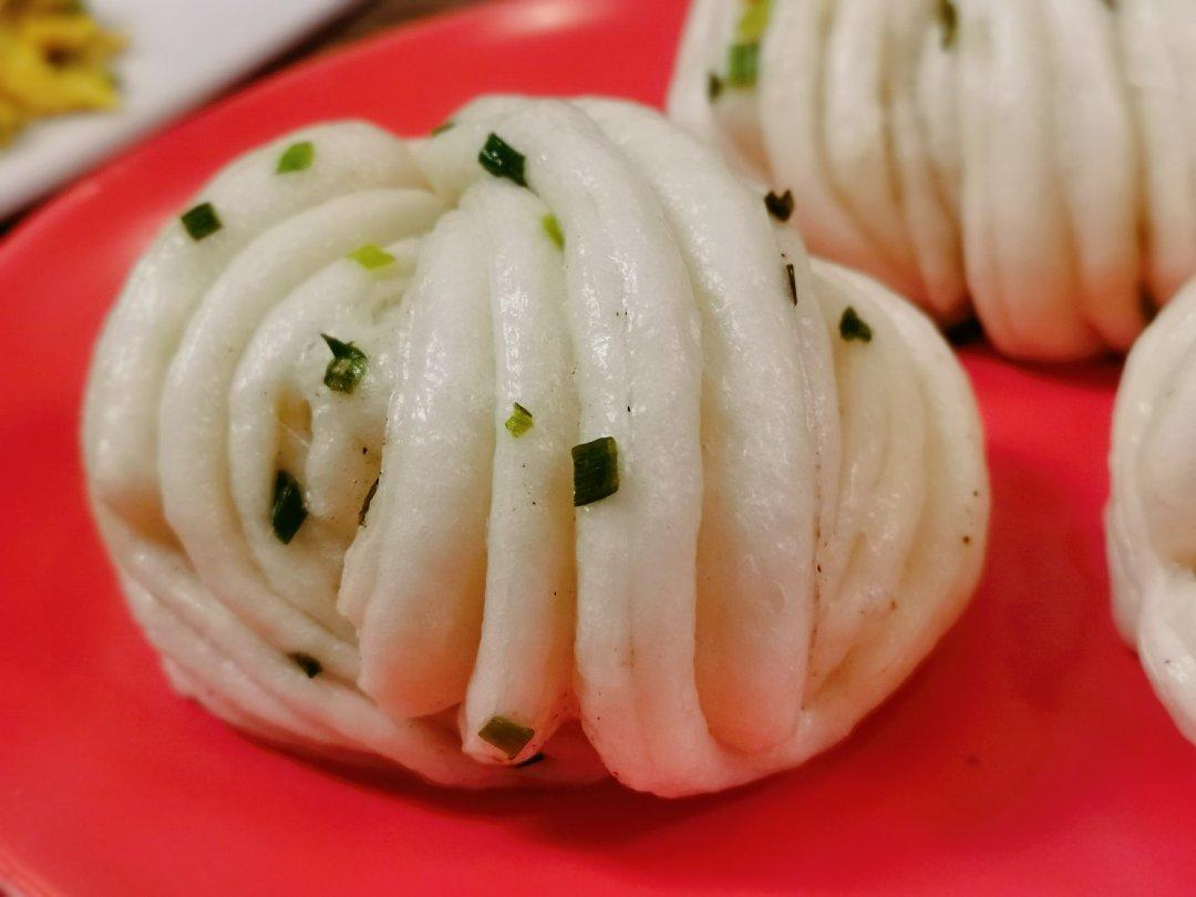 葱油花卷，一根筷子卷出漂亮的造型