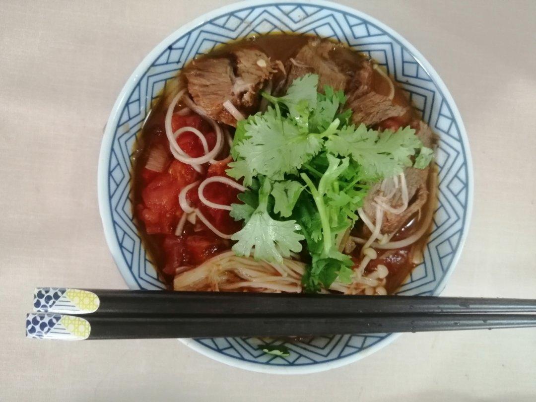 番茄牛肉面