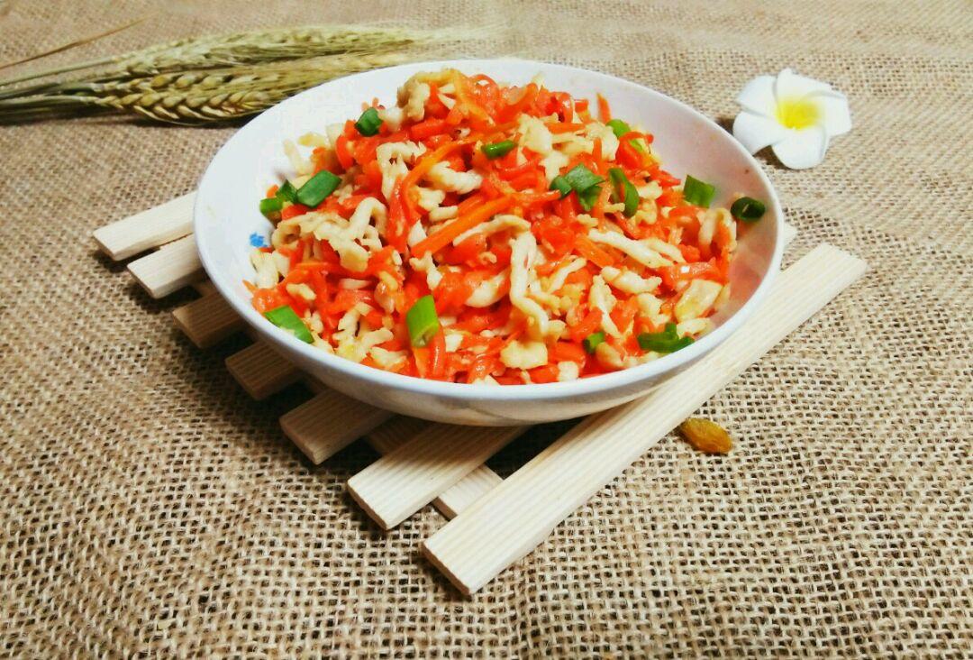 胡萝卜炒鸡丝的做法