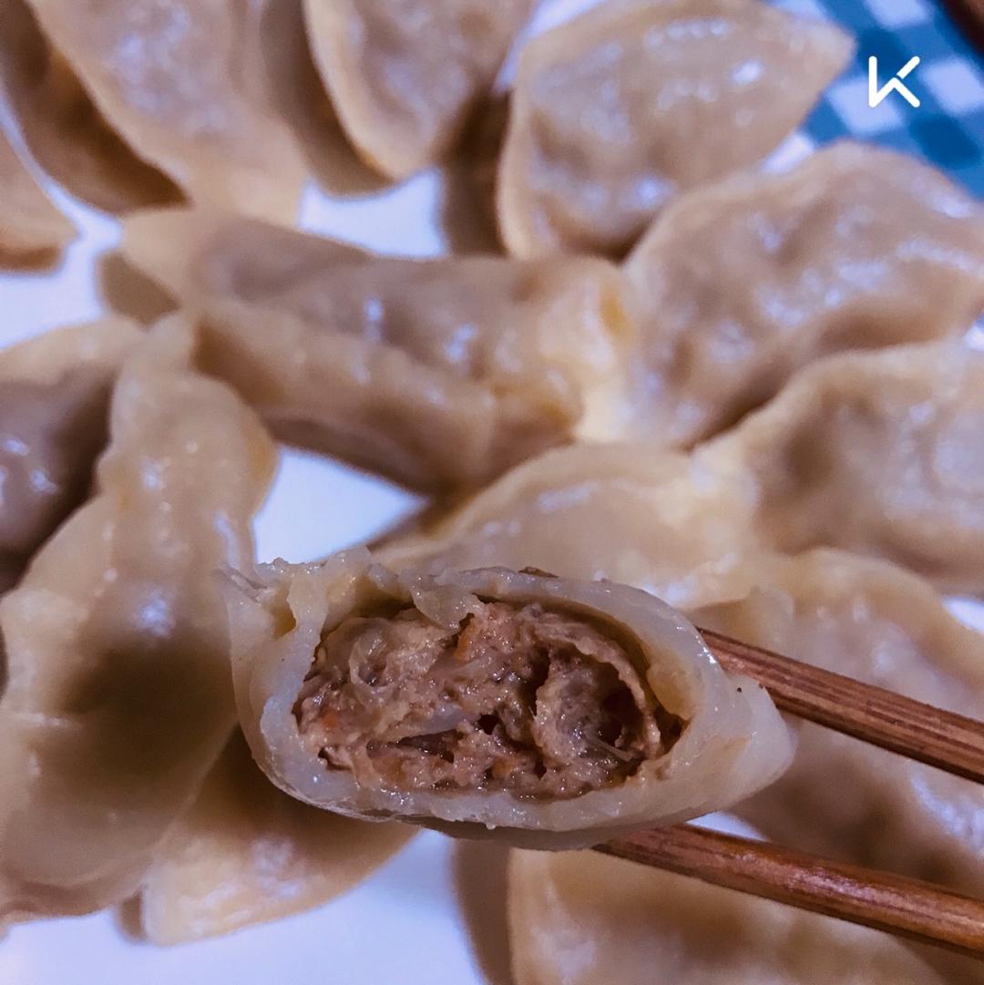 牛肉洋葱烫面蒸饺