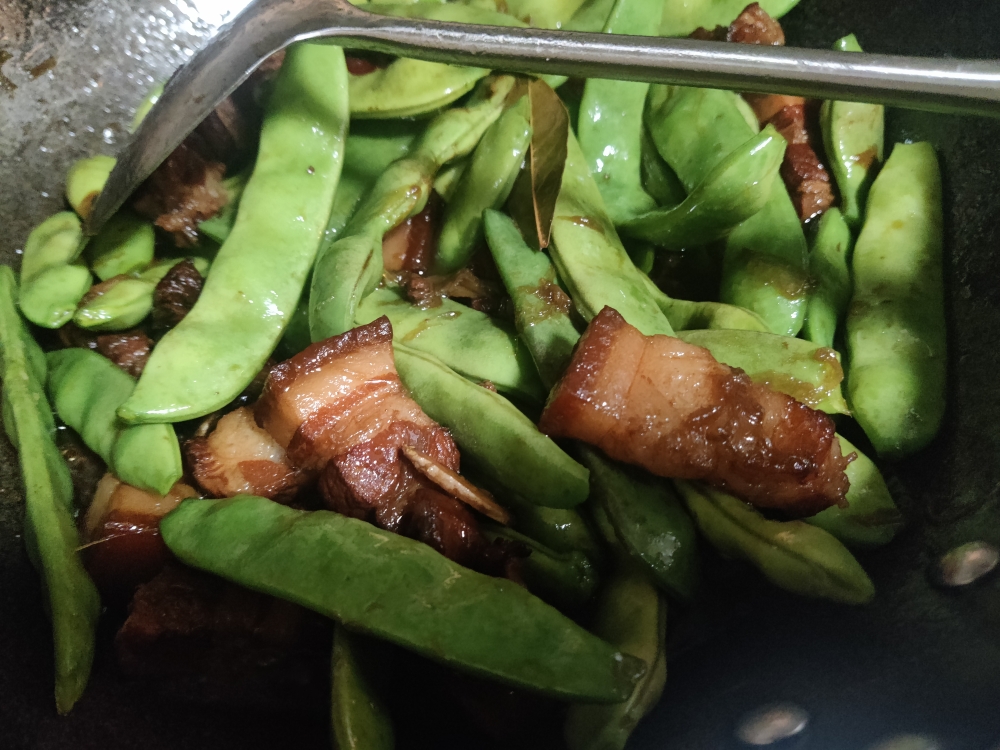 油豆角炖五花肉的做法 步骤12