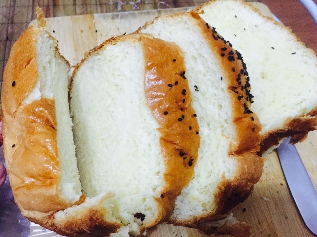 面包机版 超软原味吐司的做法