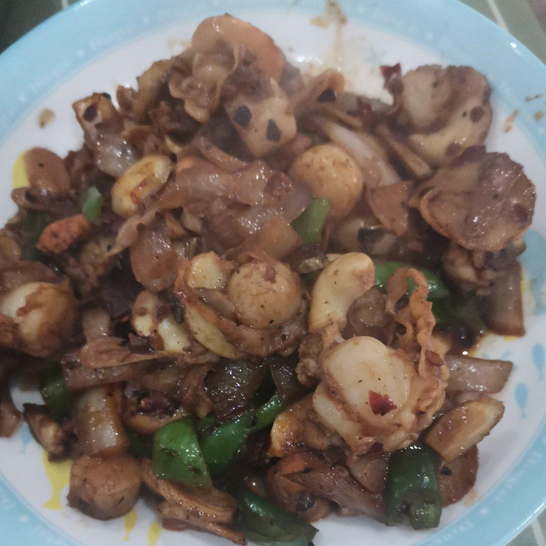 家常小炒扇贝肉