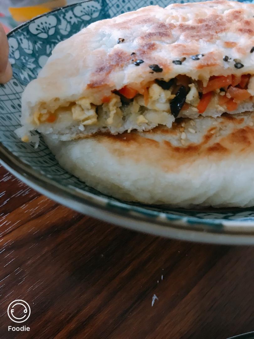 超柔软发面胡萝卜鸡蛋馅饼（凉了也不硬）
