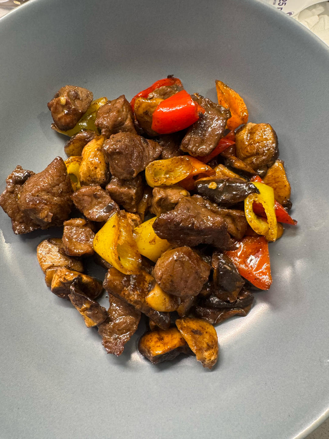 口蘑彩椒牛肉粒（自用）
